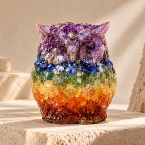 7 Chakra Owl made of natural crystal chips in rainbow chakra layers, amethyst to red jasper – World of Oorja