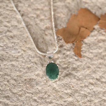 Green Aventurine Pendant - WorldOfOorja