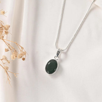 Green Aventurine Pendant – Luck & Opportunity – World of Oorja