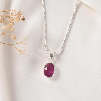 Ruby (manik) Pendant – Passion, Vitality & Confidence – World of Oorja