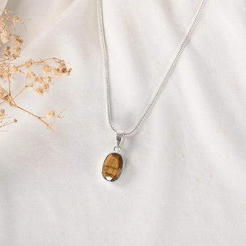 Tiger Eye Pendant – Focus & Courage – World of Oorja