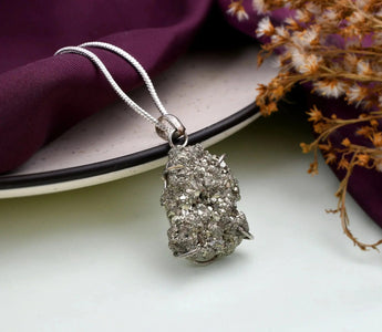 Incredible Benefits of Raw Pyrite Pendants - WorldOfOorja