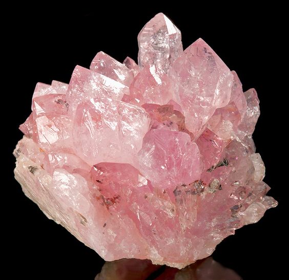 Rose Quartz: Facts and Benefits - WorldOfOorja