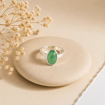 Emerald (Panna) Ring – Stone for Business & Success – image 1