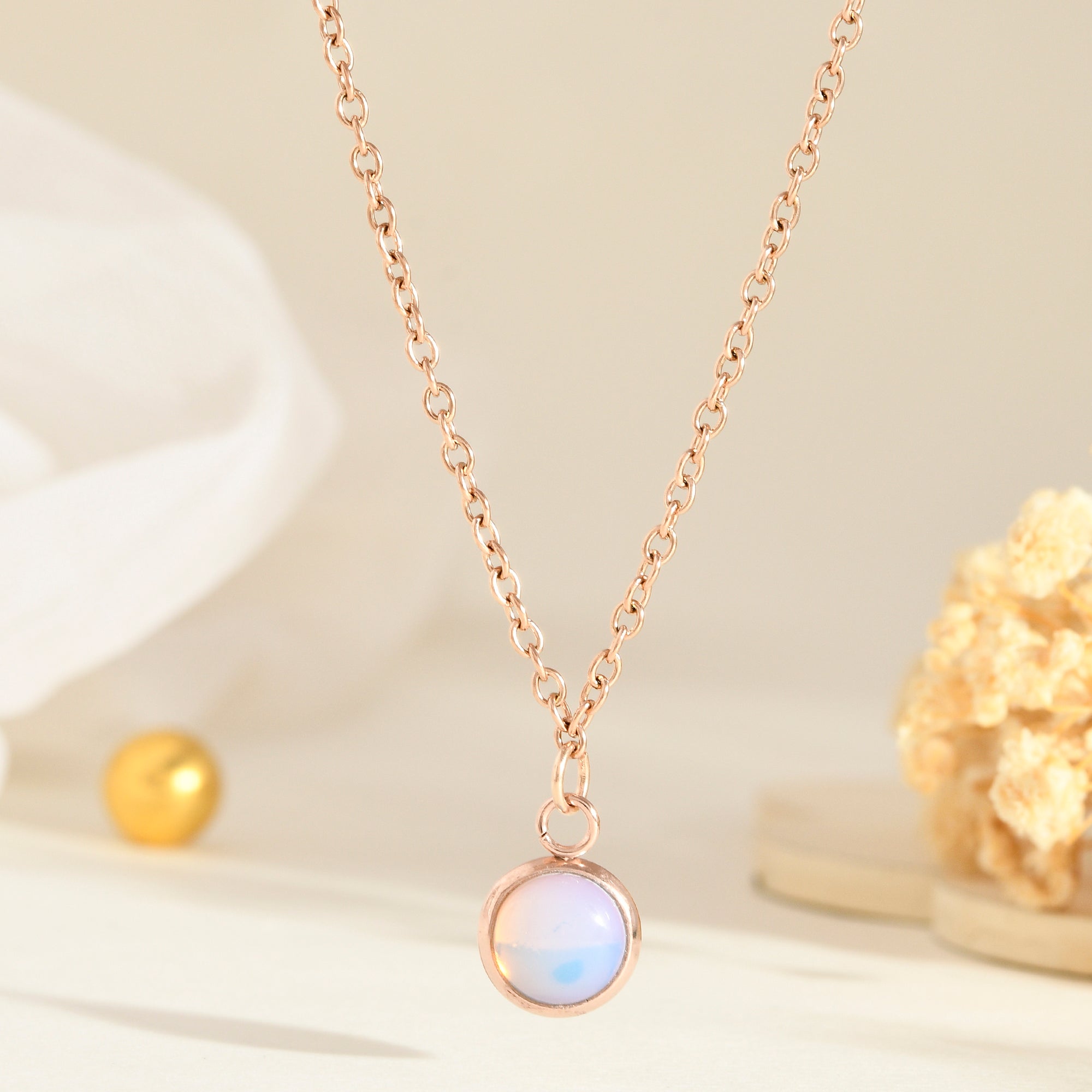 Opal pendant - WorldOfOorja