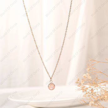 AAA-grade peach moonstone pendant, approx. 2–3 carats, rose-gold chain, rust-proof and waterproof