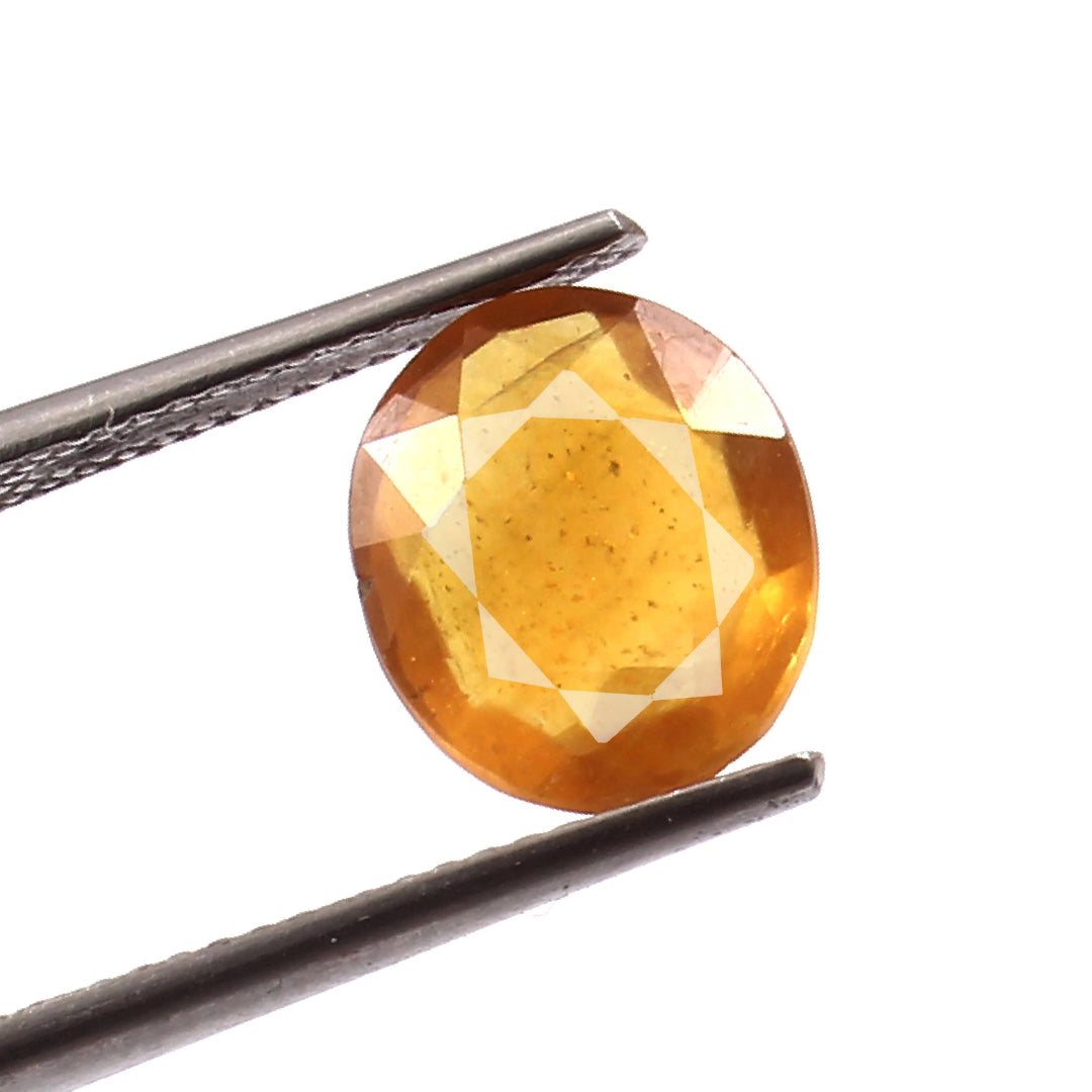 Yellow Sapphire (Pukhraj) (3.45 Carat, 3.76 Ratti)