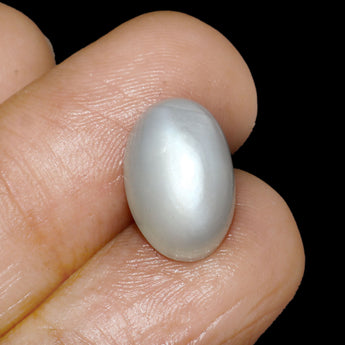 8.57 carat Moonstone (Chandrakant Mani)
