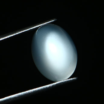 Moonstone Chandrakant 8.10 Carat 8.88 Ratti gemstone