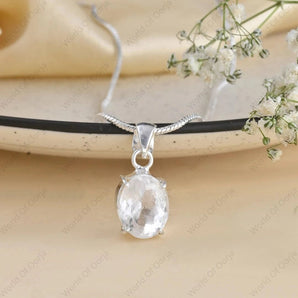 Clear Quartz (sphatik) Pendant - WorldOfOorja