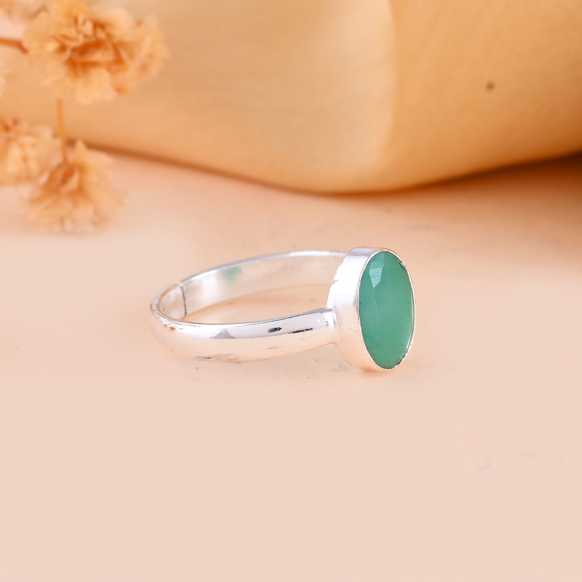 Emerald Ring - WorldOfOorja