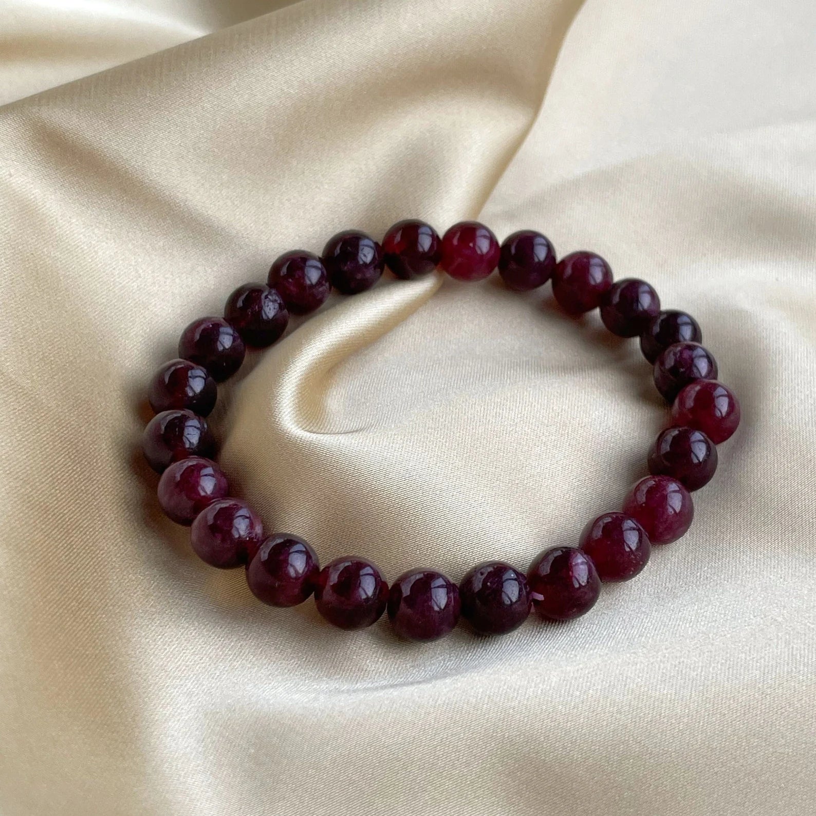 Garnet Bracelet - WorldOfOorja