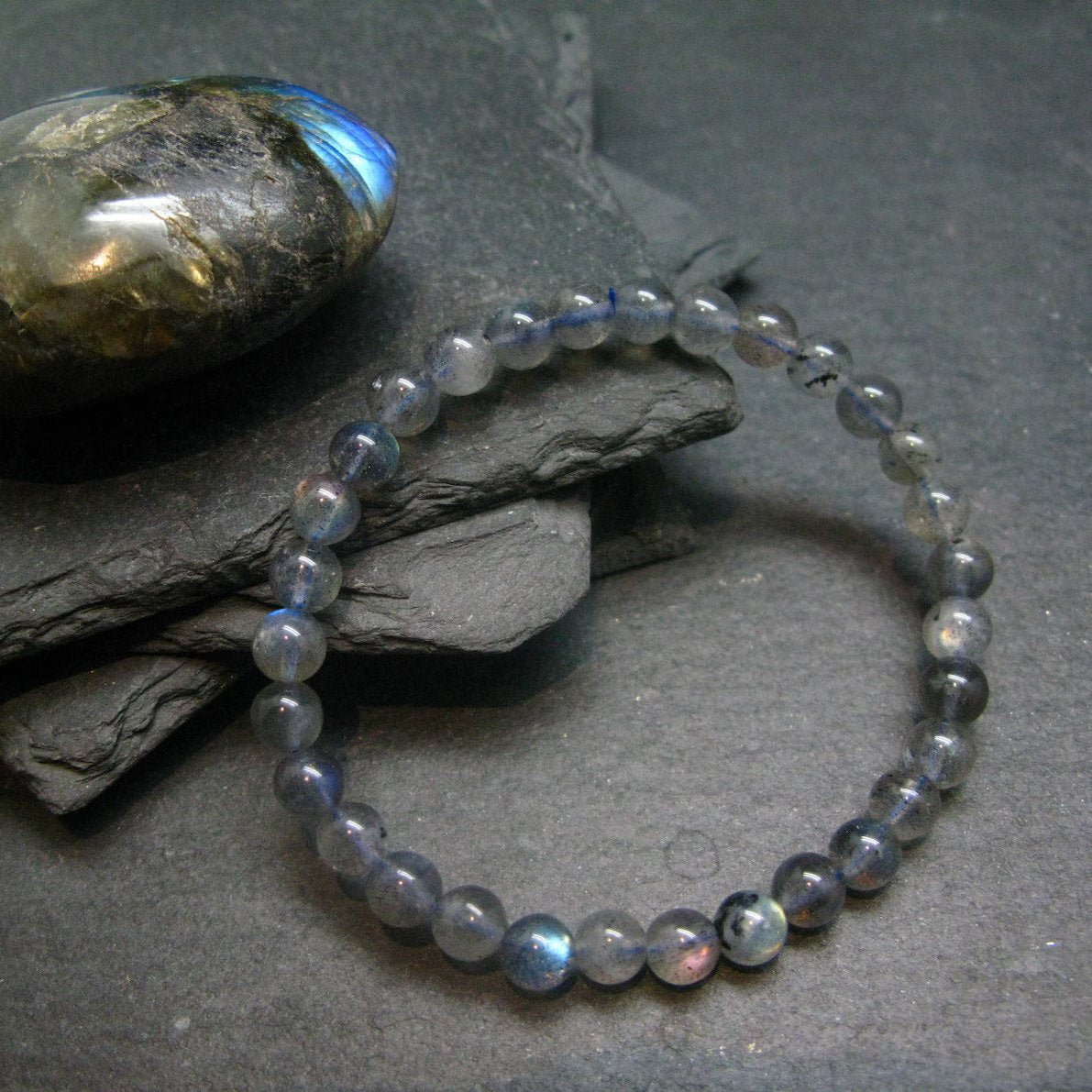 Labradorite Bracelet - WorldOfOorja