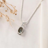 Labradorite pendant side profile on silver chain