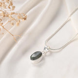 Labradorite Pendant – Transformation & Intuition – World of Oorja (image 2)