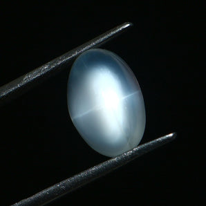 Moonstone (Chandrakant) (4.47 Carat, 4.90 Ratti) - WorldOfOorja