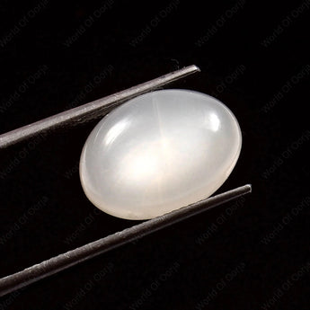 Moonstone (Chandrakant) (6.95 Carat, 7.62 Ratti) - WorldOfOorja