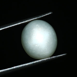 Moonstone (Chandrakant) (7.30 Carat, 8.01 Ratti) - WorldOfOorja