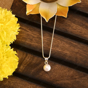 Pearl Pendant - WorldOfOorja