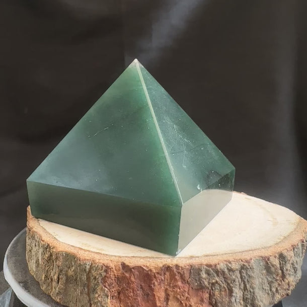 Jade Pyramid video