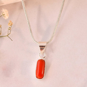 Red Coral (moonga) Pendant - WorldOfOorja