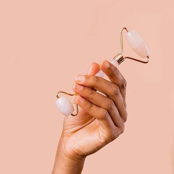 Rose Quartz Face Roller - WorldOfOorja