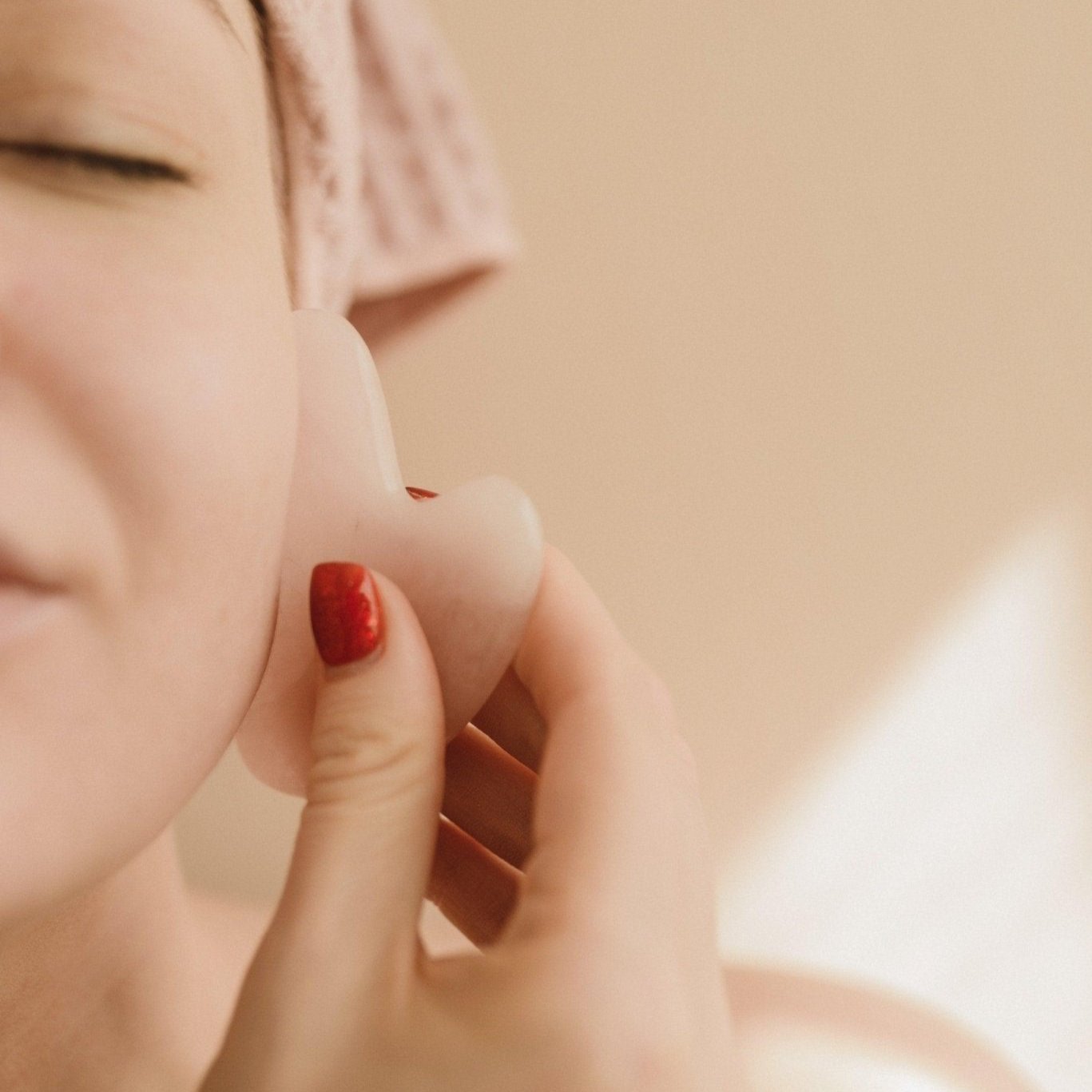 Rose Quartz Gua Sha - WorldOfOorja