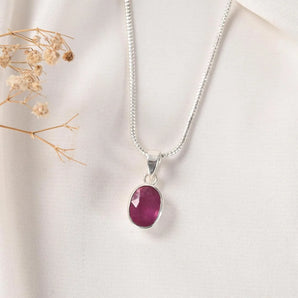 Ruby (manik) Pendant – Passion, Vitality & Confidence – World of Oorja