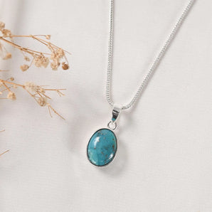 Turquoise pendant (Firoza) – Protection & Communication – World of Oorja